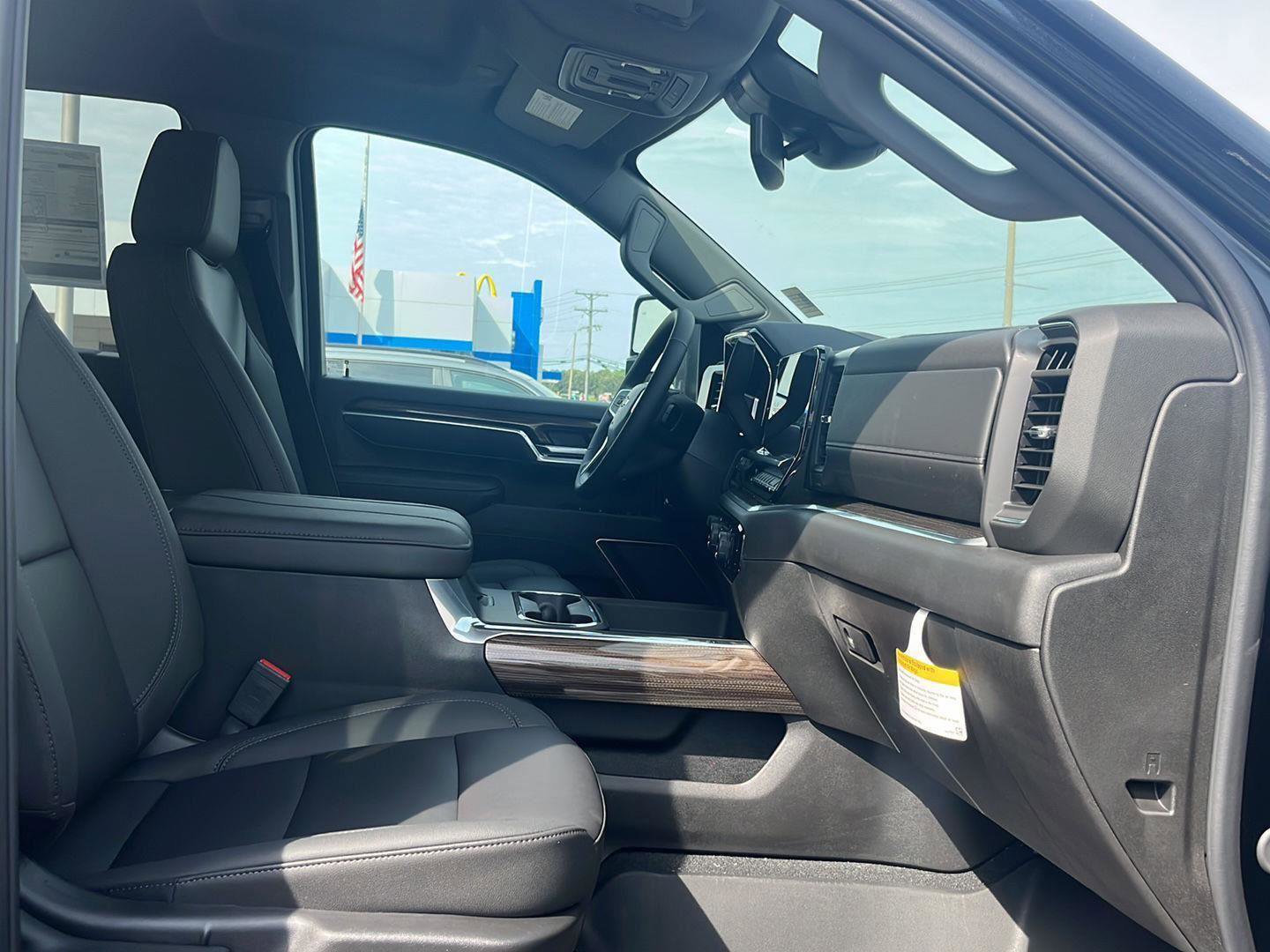 New 2025 Chevrolet Silverado 2500 LT w/ Safety Package image 51