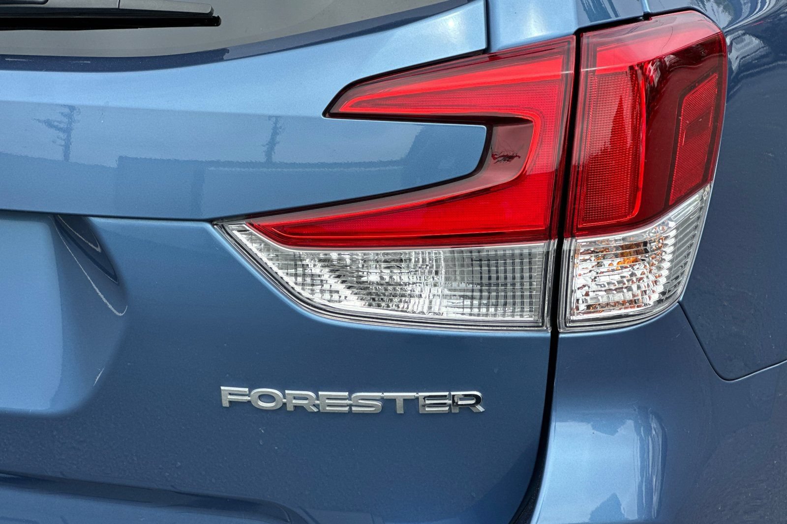 Used 2019 Subaru Forester Premium AWD/4WD image 35