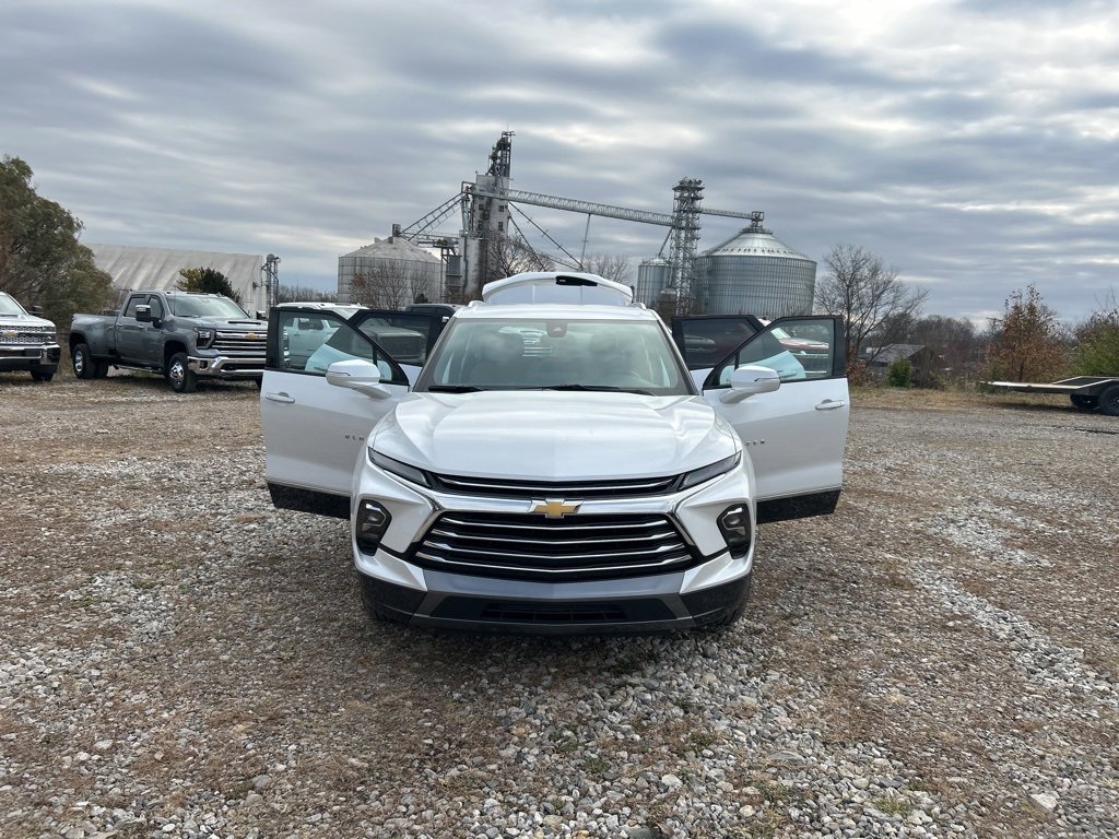 Used 2023 Chevrolet Blazer Premier image 5