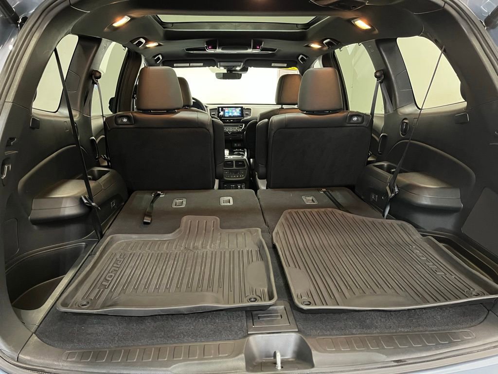 Used 2022 Honda Pilot Black Edition image 19