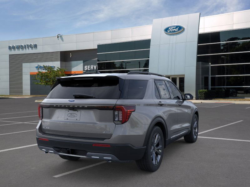 New 2025 Ford Explorer Active w/ Active Comfort Package image 8
