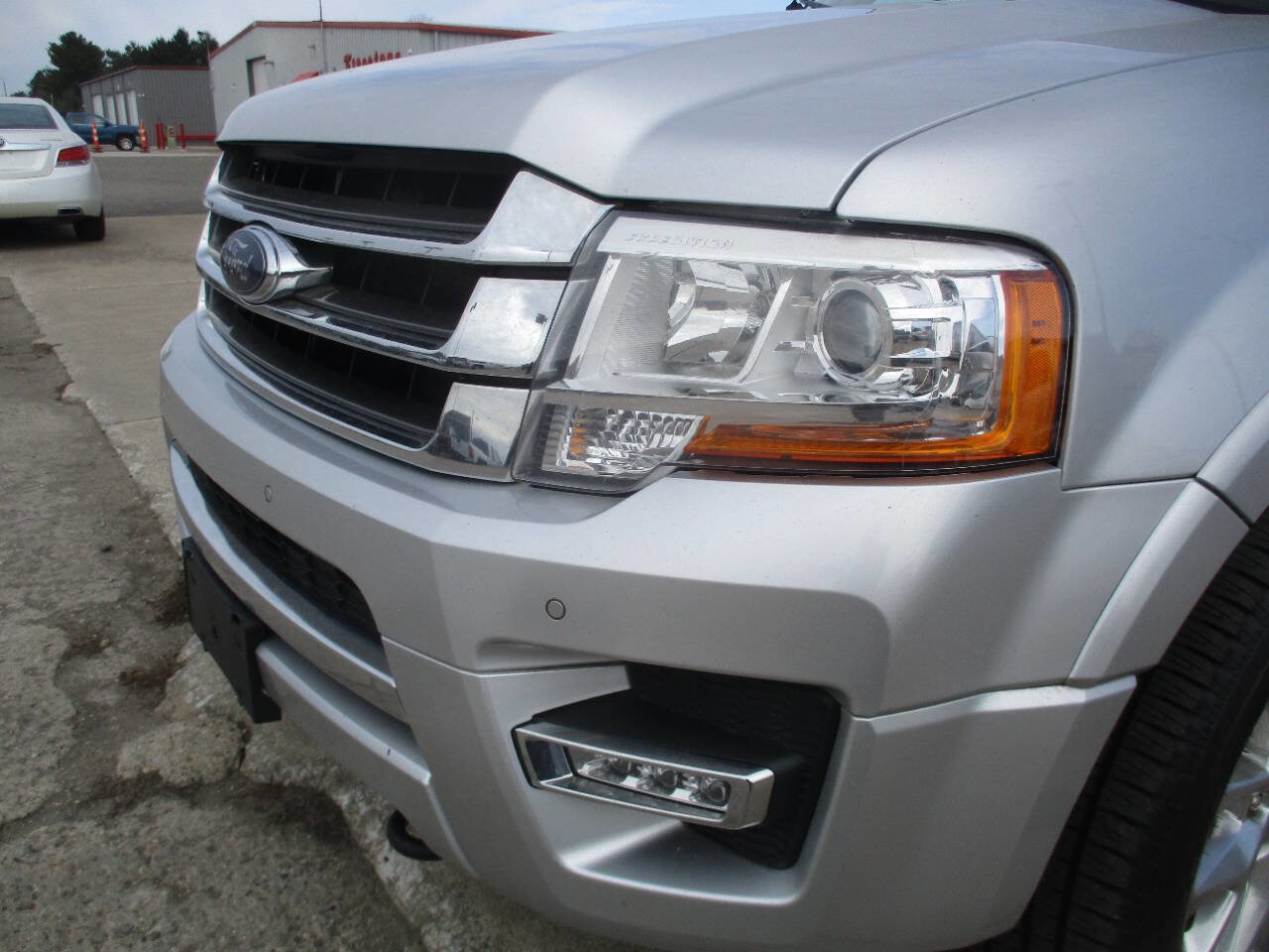 Used 2017 Ford Expedition EL Limited w/ Equipment Group 301A image 10