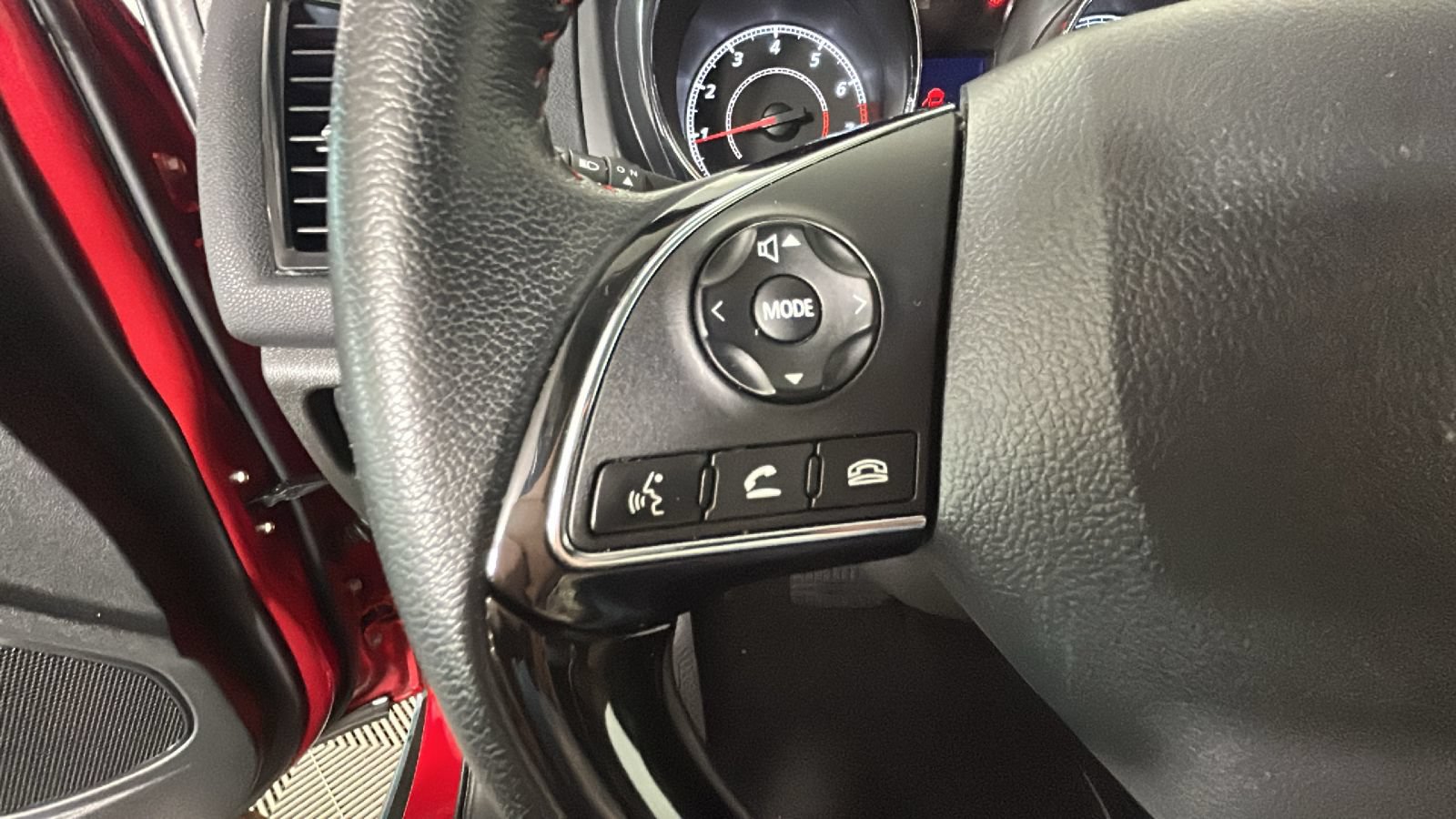 Used 2025 Mitsubishi Outlander Sport LE AWD/4WD image 18