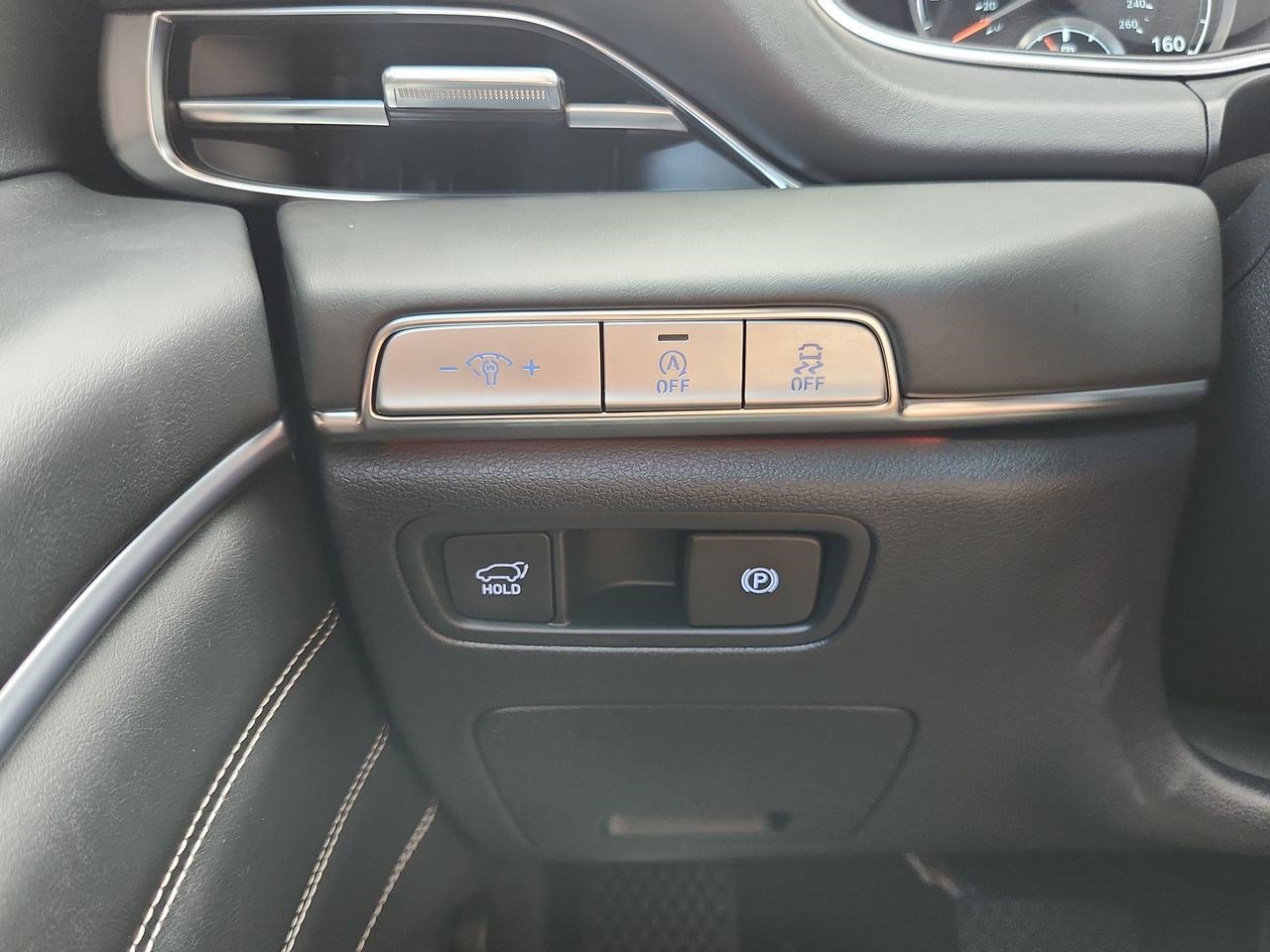 Used 2024 Genesis GV80 3.5T image 24