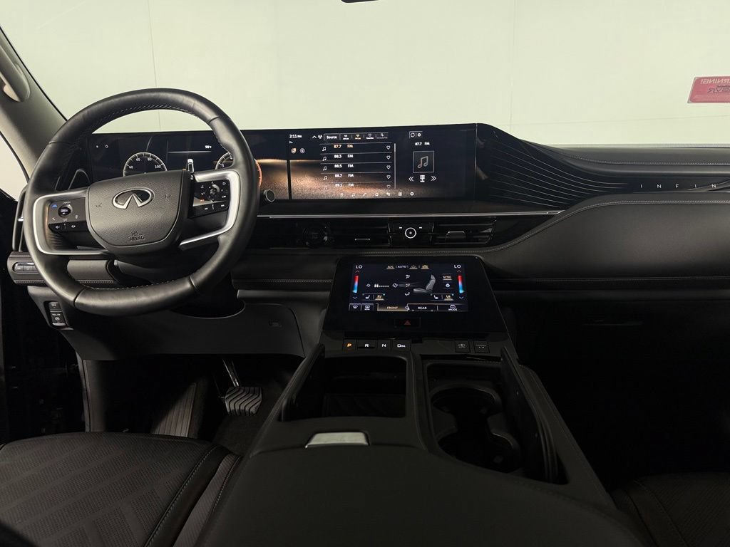 Used 2025 INFINITI QX80 Luxe w/ Cargo Package AWD/4WD image 12
