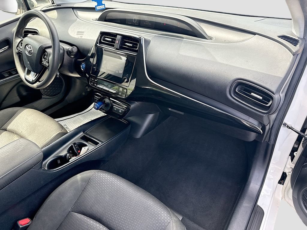 Used 2019 Toyota Prius LE FWD image 29