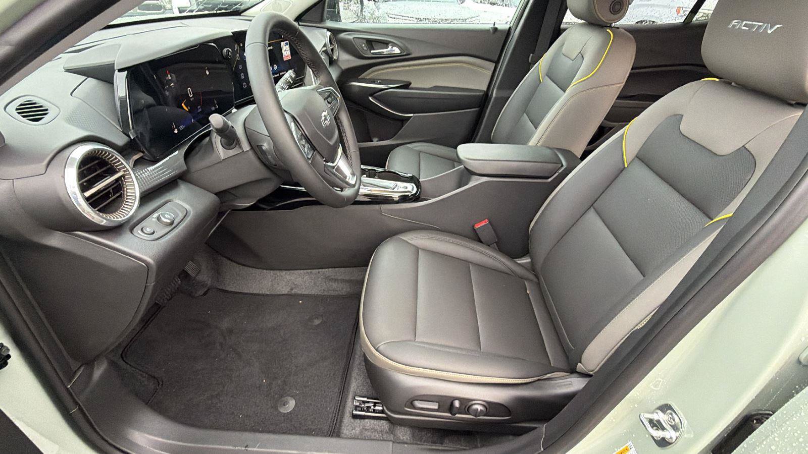 New 2026 Chevrolet Trax ACTIV w/ Driver Confidence Package FWD image 16