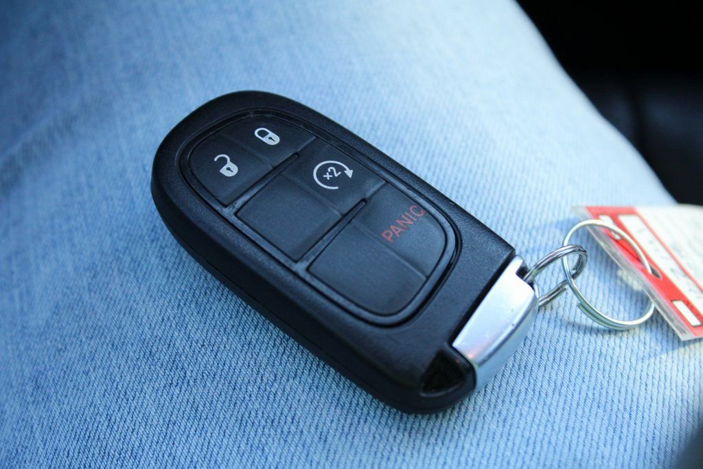 Used 2018 RAM 1500 Laramie w/ Convenience Group image 25