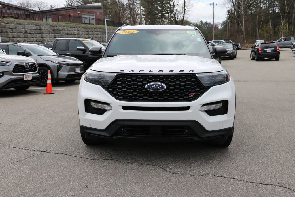 Used 2021 Ford Explorer ST w/ ST Street Pack image 2