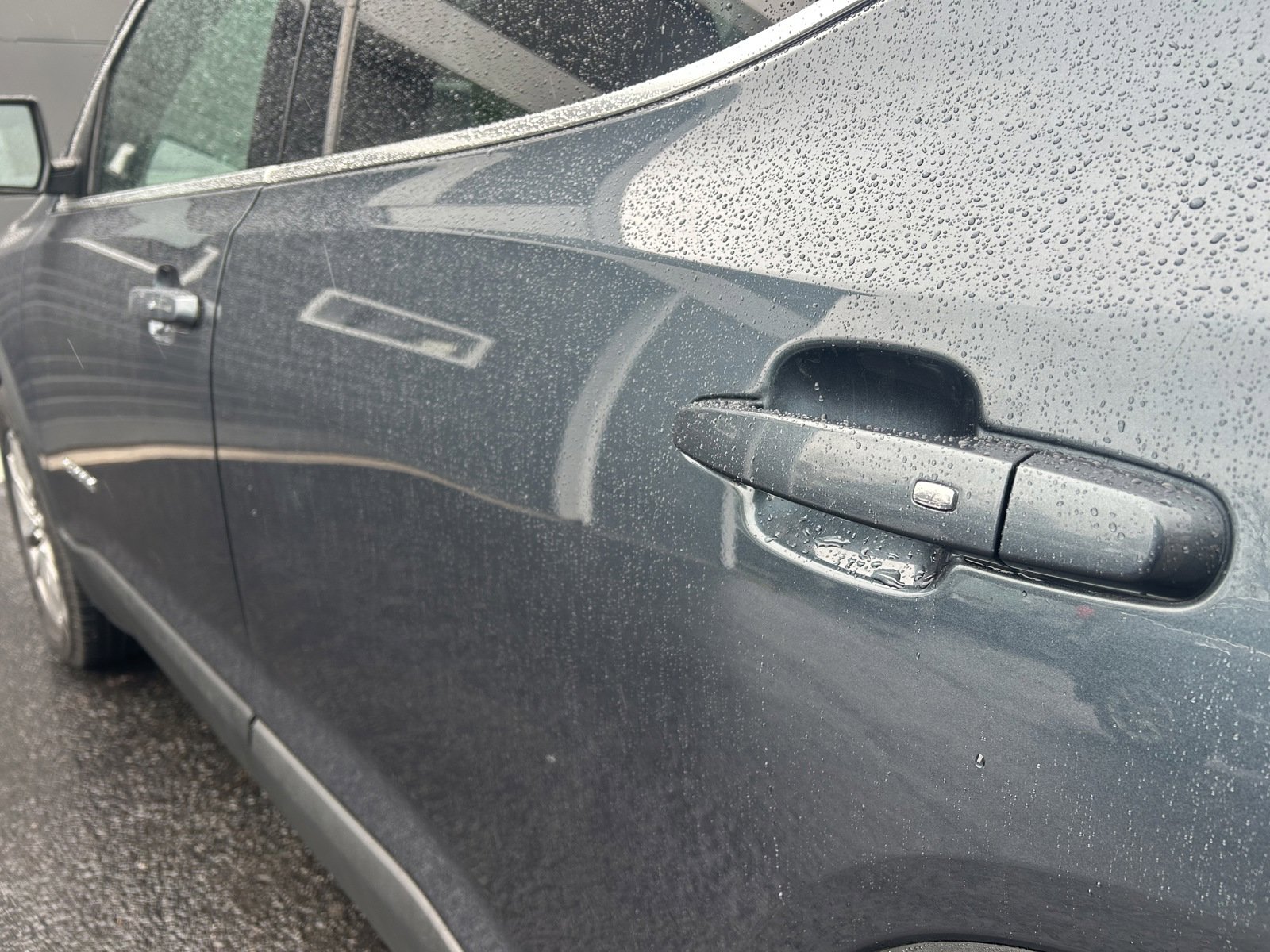 Used 2019 GMC Acadia SLE image 31