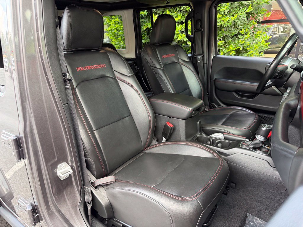 Used 2021 Jeep Wrangler Unlimited Rubicon AWD/4WD image 36