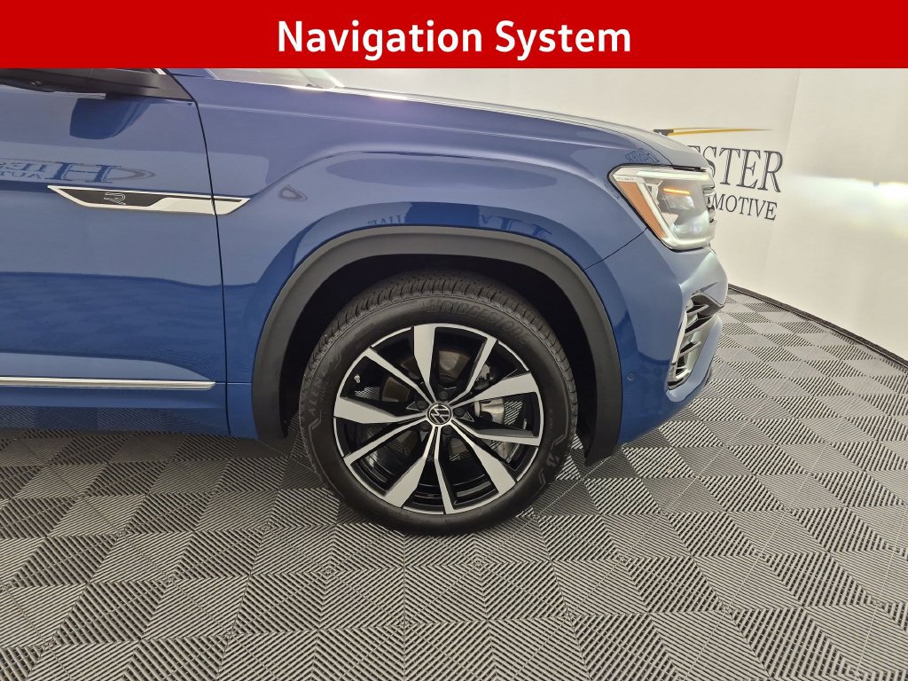 Used 2025 Volkswagen Atlas SEL Premium R-Line AWD/4WD image 11