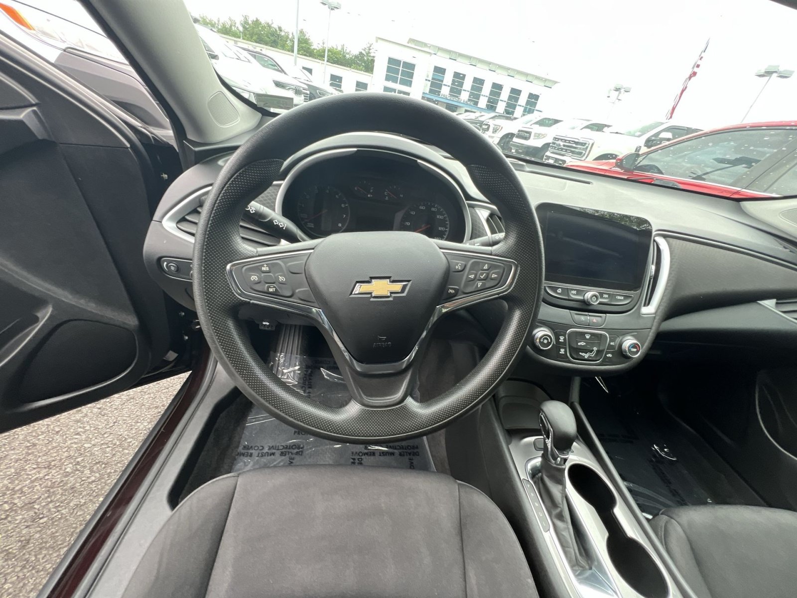 Used 2021 Chevrolet Malibu LS FWD image 24