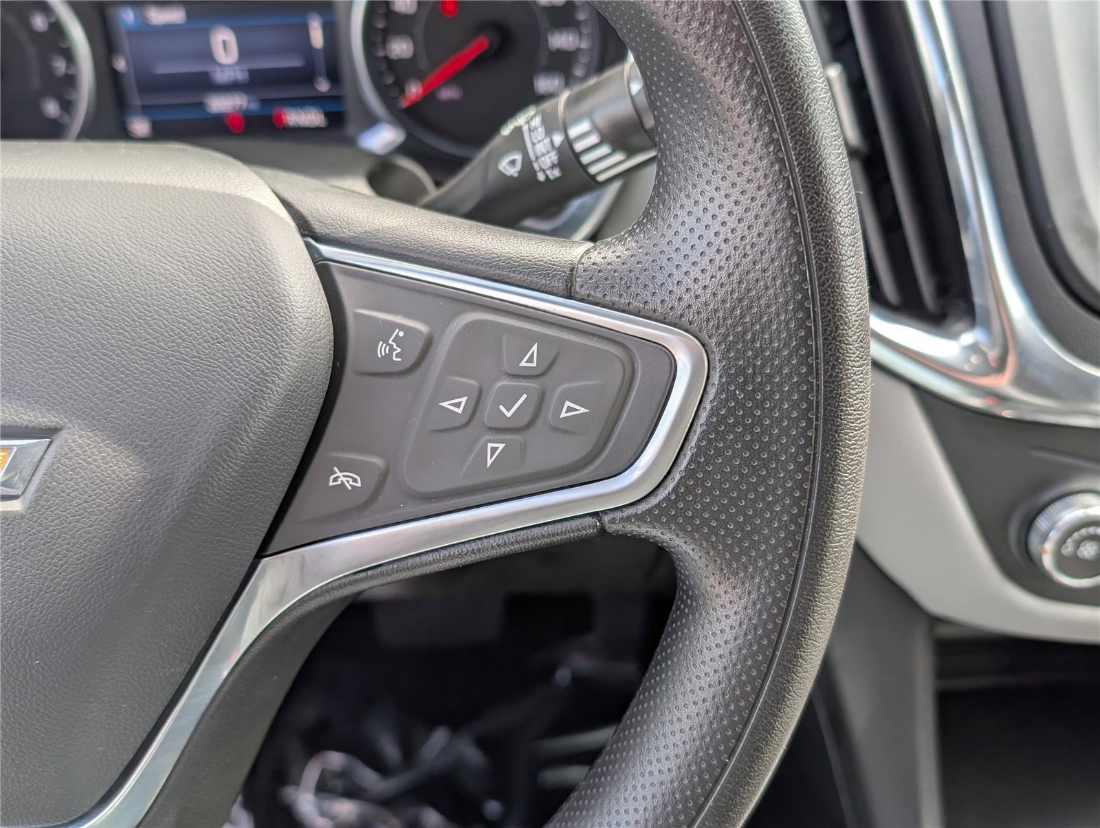 Used 2022 Chevrolet Equinox LT image 22