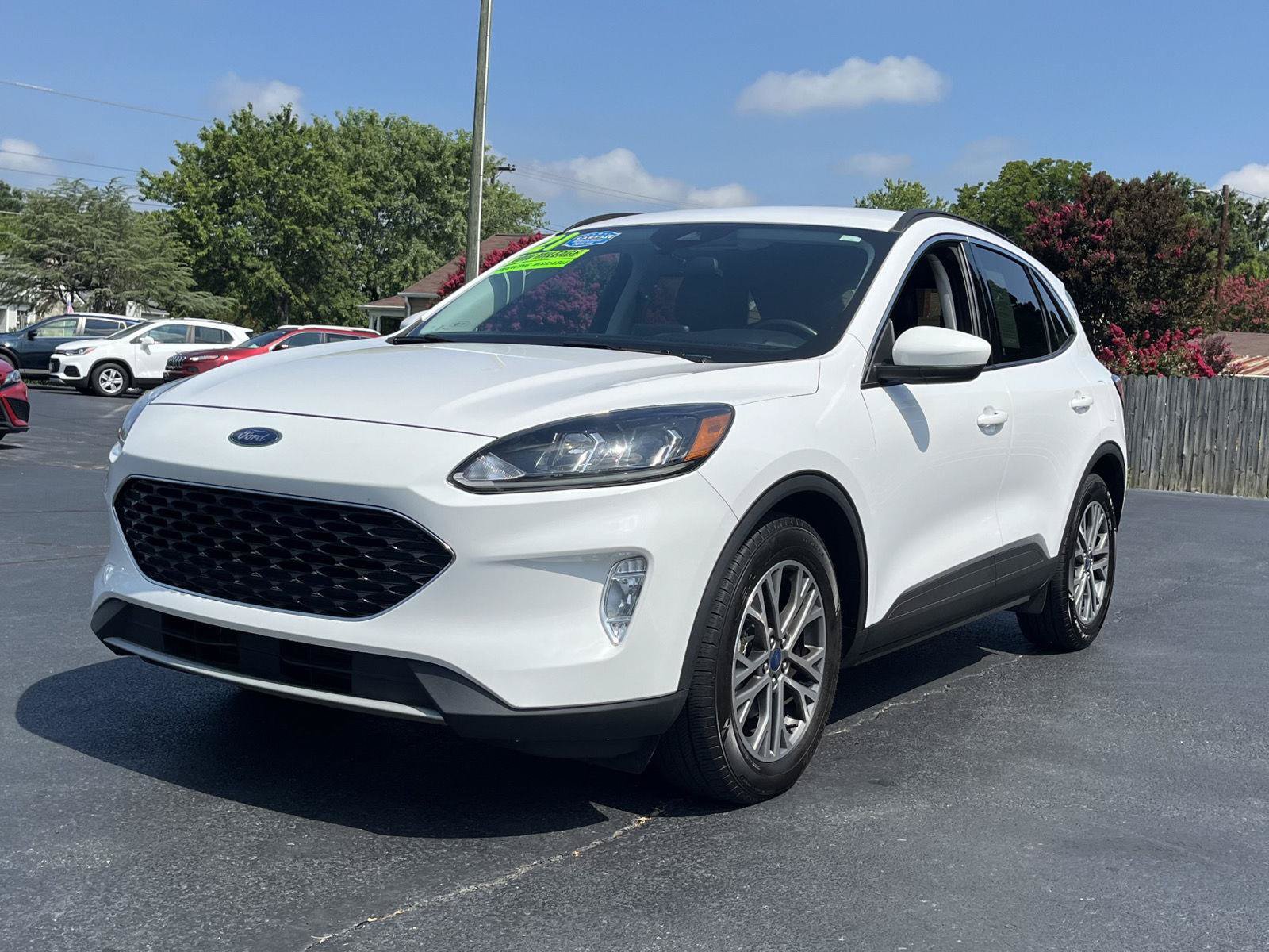 Used 2021 Ford Escape SEL w/ Technology Package FWD image 4