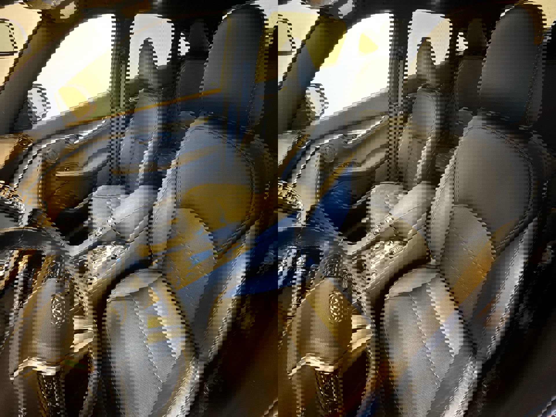 Certified 2025 INFINITI QX55 Luxe w/ Cargo Package image 10