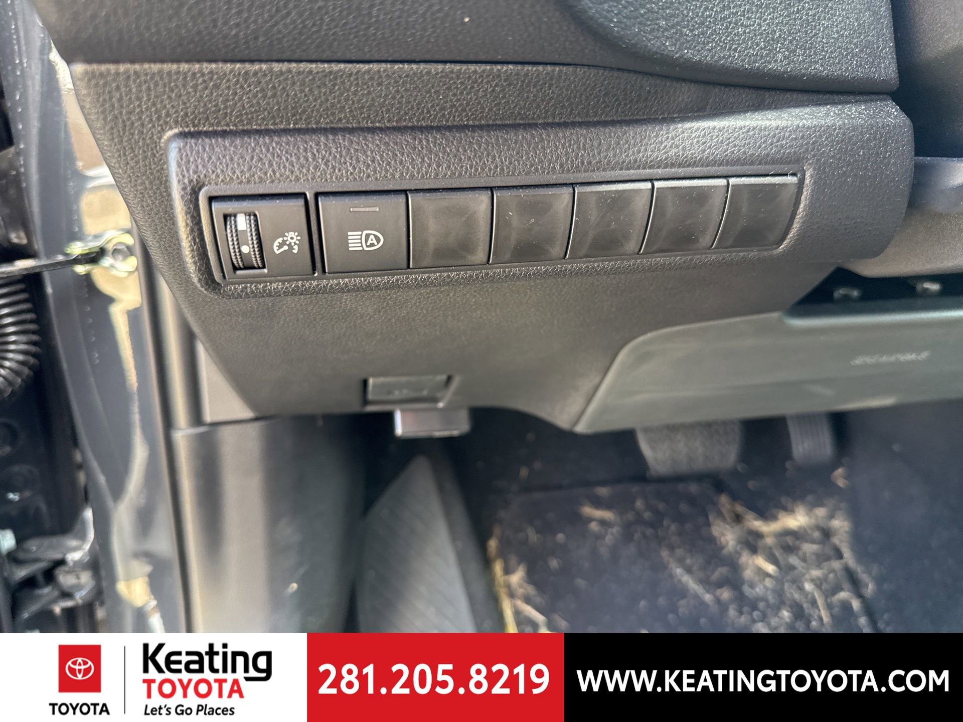 Certified 2025 Toyota Corolla LE image 14