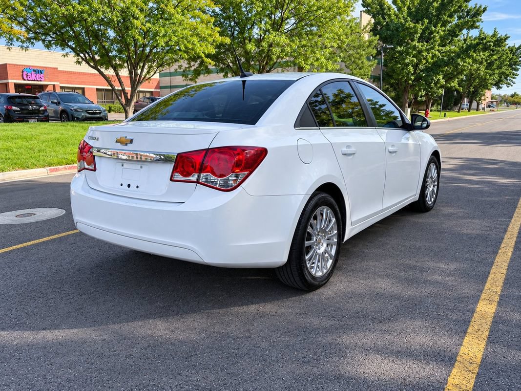 Used 2012 Chevrolet Cruze Eco FWD image 5