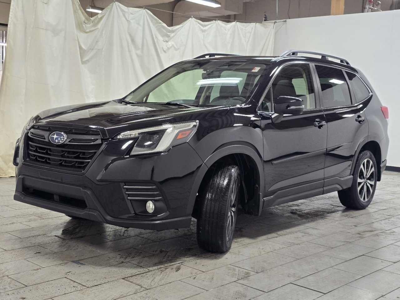 Used 2022 Subaru Forester Limited w/ Popular Package #2 image 12