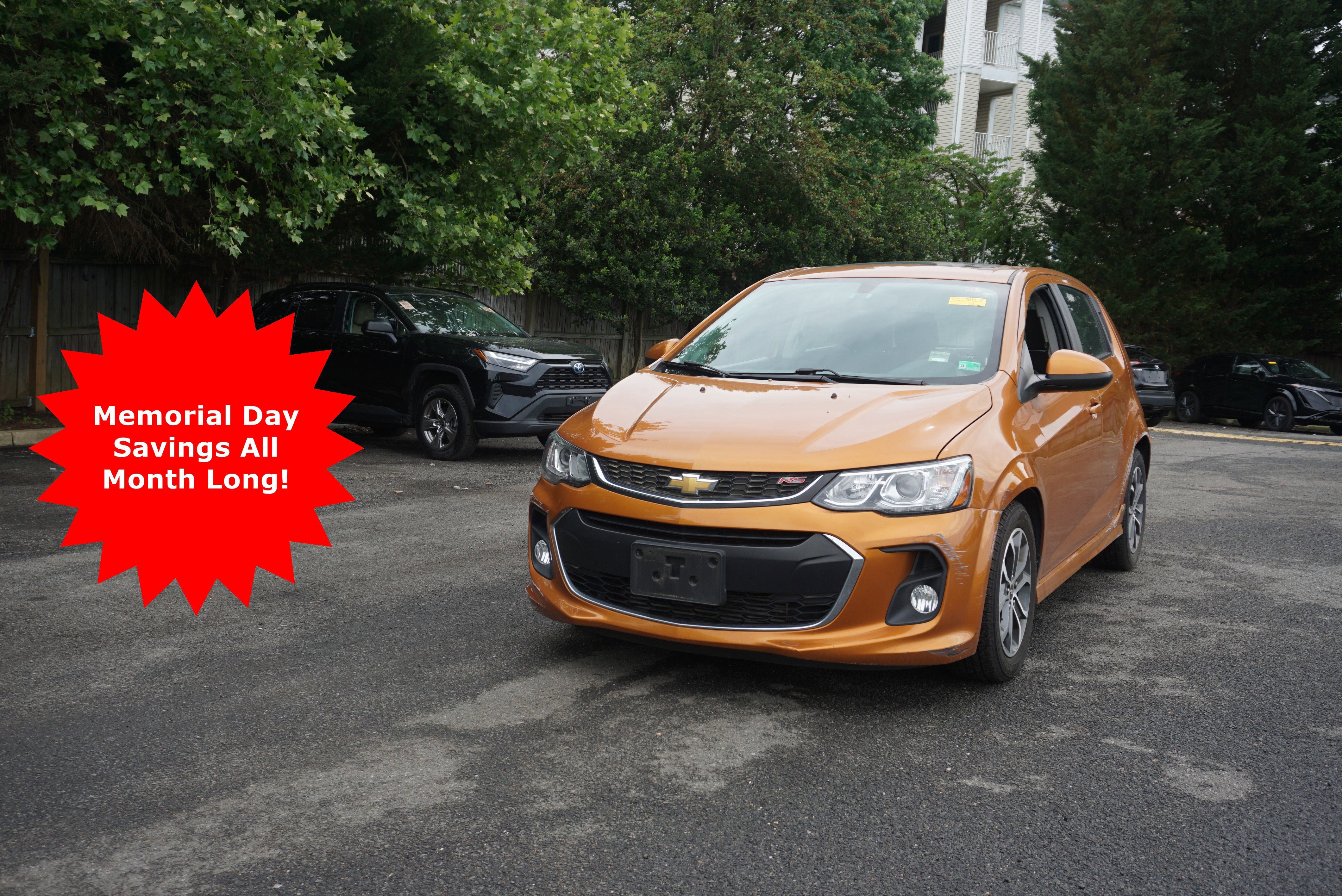Used 2017 Chevrolet Sonic LT w/ Fun and Sun Package FWD image 1