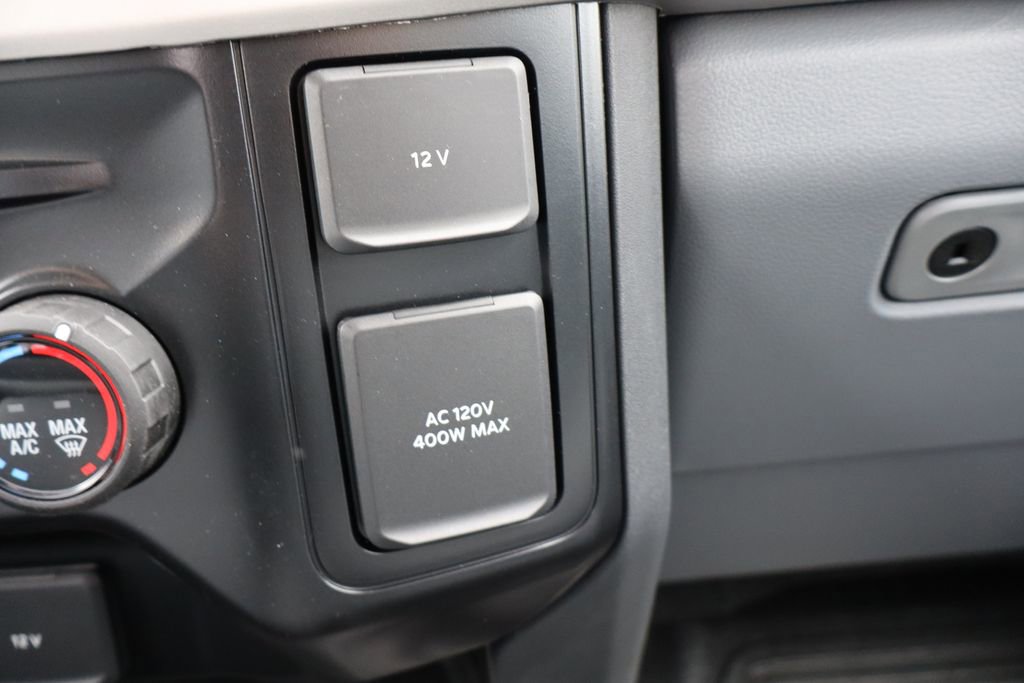 New 2026 Ford F550 4x4 Supercab Super Duty image 32