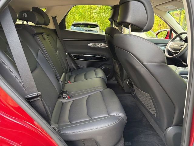 Used 2025 Genesis GV70 2.5T AWD/4WD image 11