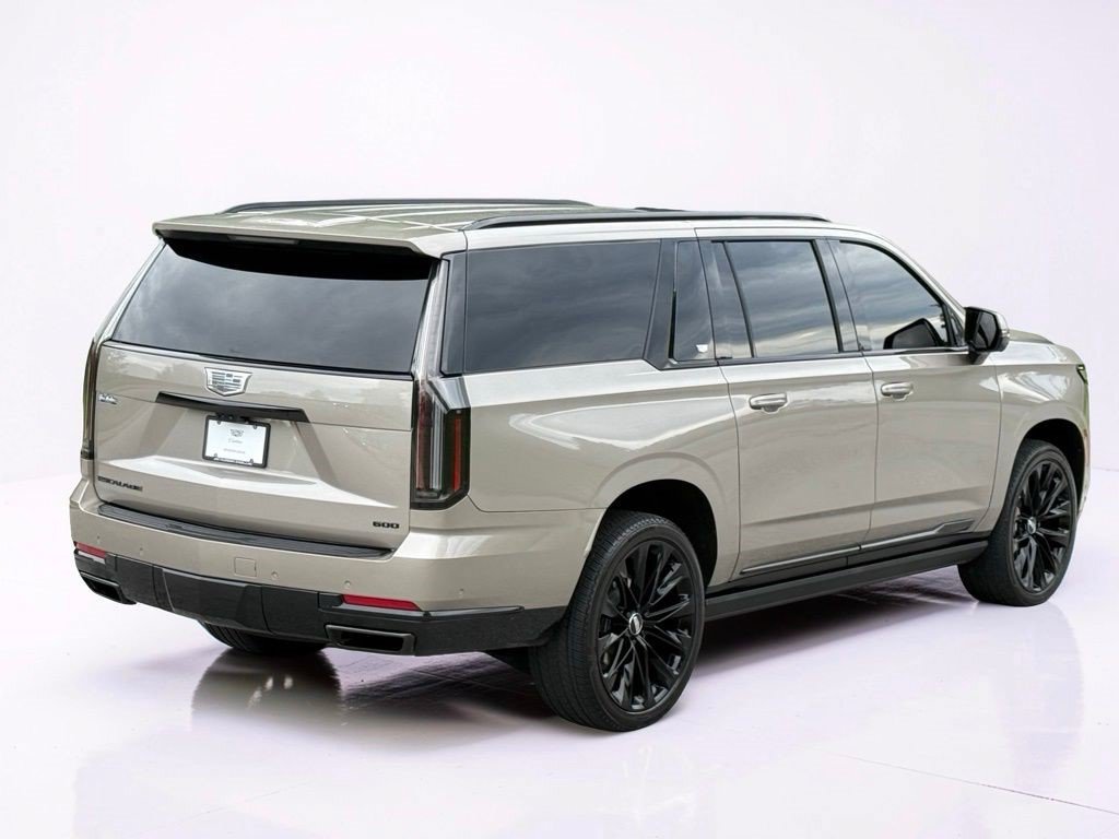 Certified 2025 Cadillac Escalade ESV Sport Platinum w/ LPO, ONYX Package AWD/4WD image 14
