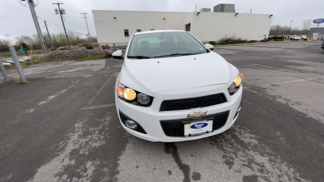 Used 2015 Chevrolet Sonic LT w/ Wheels and Fog Lamp Package FWD image 3