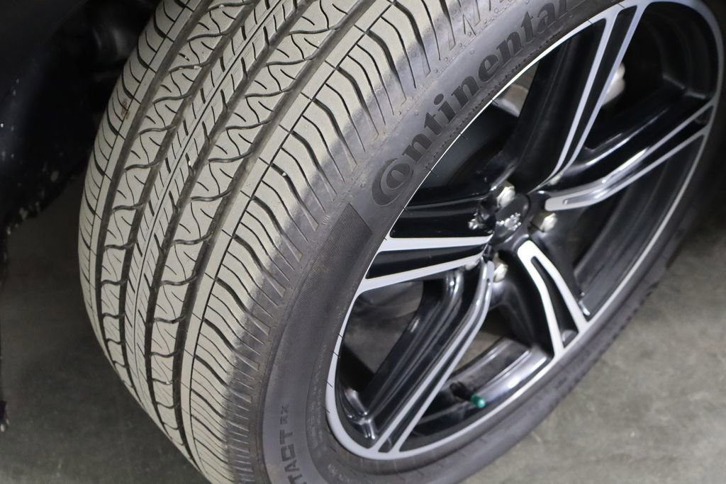 Used 2025 Ford Mustang Coupe image 33