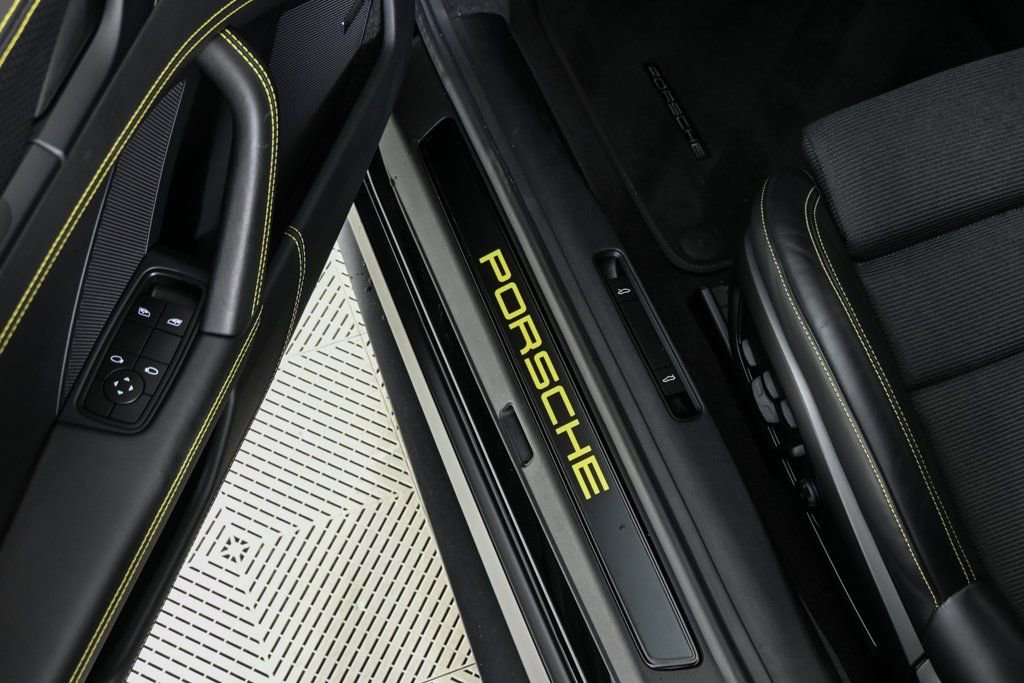 Certified 2024 Porsche 911 GT3 image 8