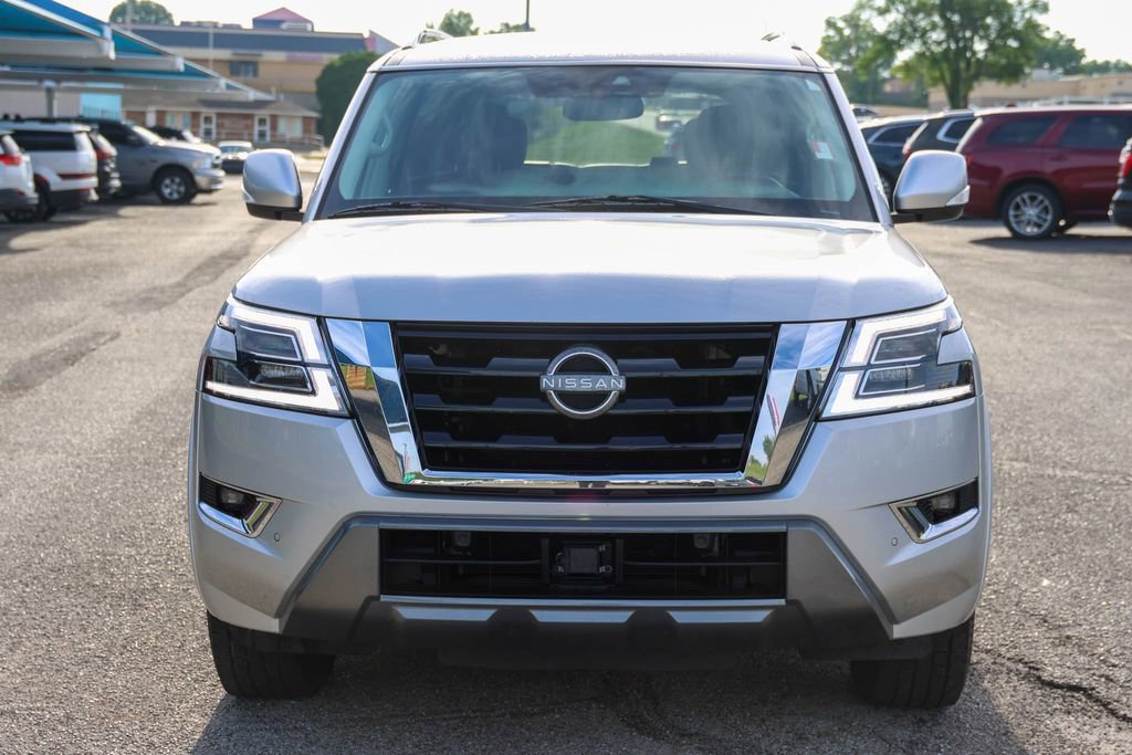 Used 2023 Nissan Armada SV RWD image 2