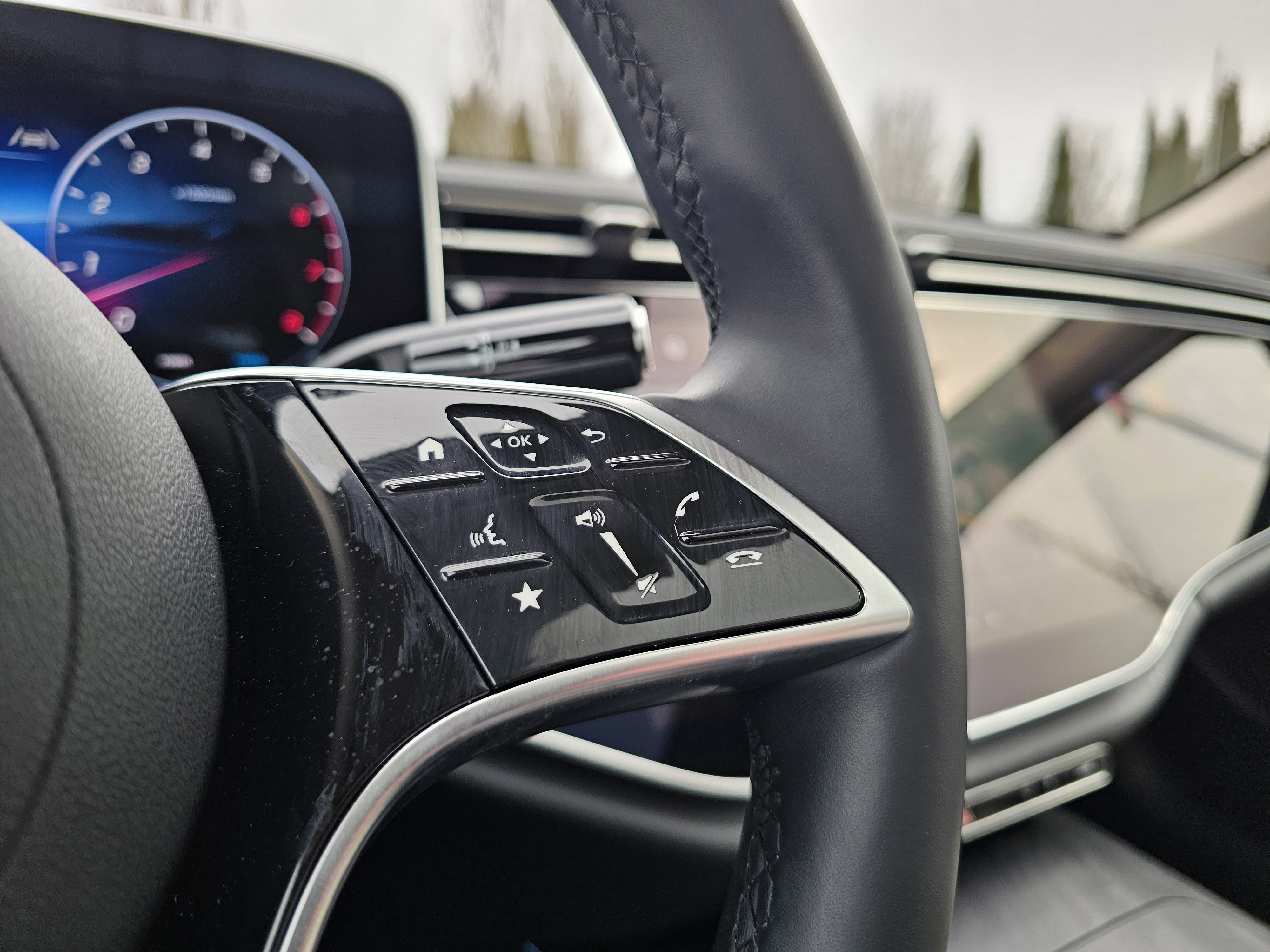 Certified 2024 Mercedes-Benz E 450 4MATIC All-Terrain Wagon image 37