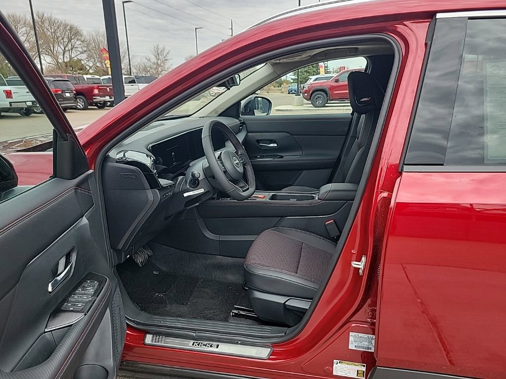 New 2026 Nissan Kicks SR w/ SR Premium Package image 10