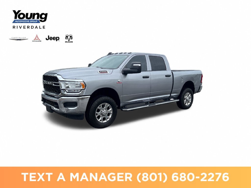 Used 2024 RAM 2500 Tradesman w/ Chrome Appearance Group AWD/4WD image 2