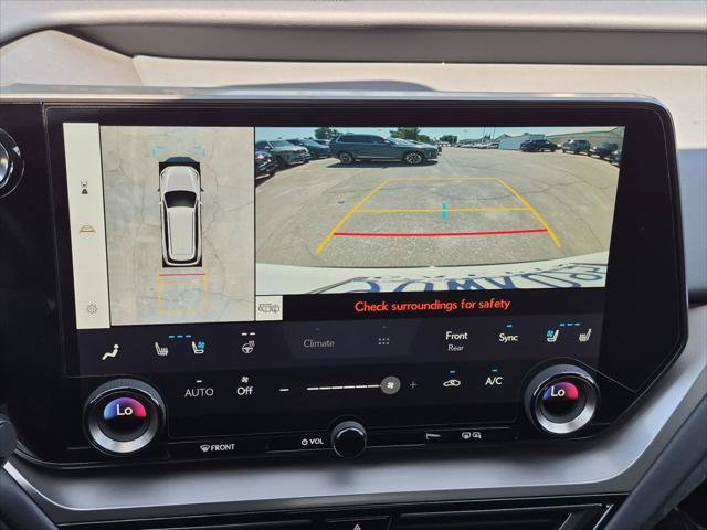Used 2025 Lexus TX 500h AWD w/ Technology Package image 19