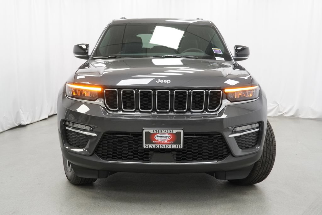 Used 2025 Jeep Grand Cherokee Limited AWD/4WD image 11