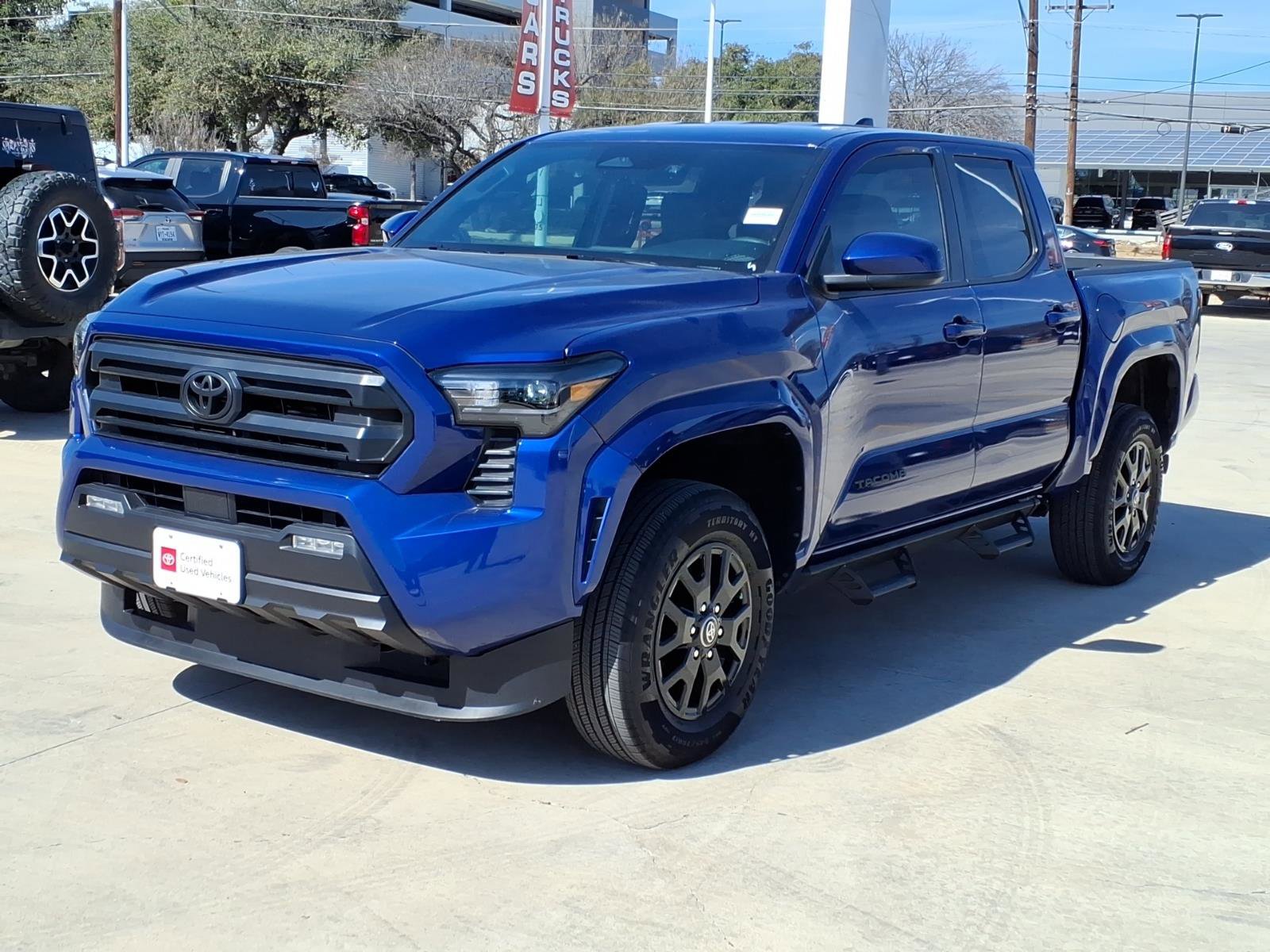Used 2025 Toyota Tacoma SR5 image 1