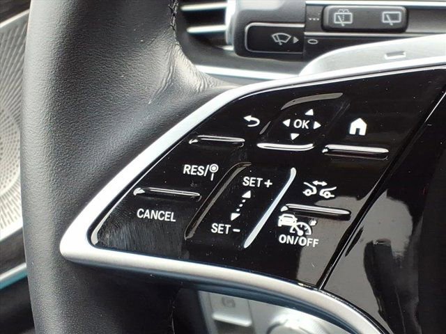 Used 2025 Mercedes-Benz GLS 450 4MATIC image 9