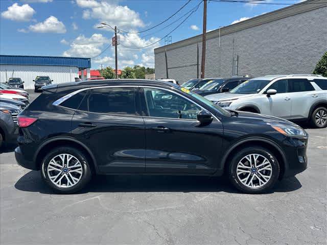 Used 2022 Ford Escape SEL w/ Technology Package AWD/4WD image 2