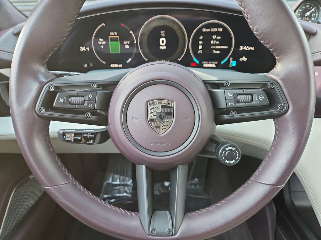 Certified 2025 Porsche Taycan Turbo image 9