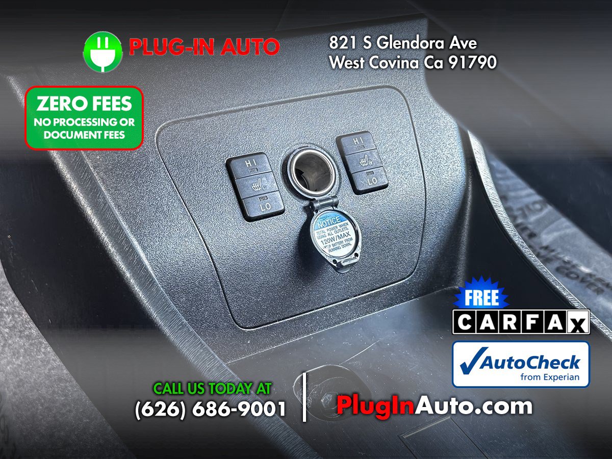 Used 2015 Toyota Prius Prime Advanced FWD image 11