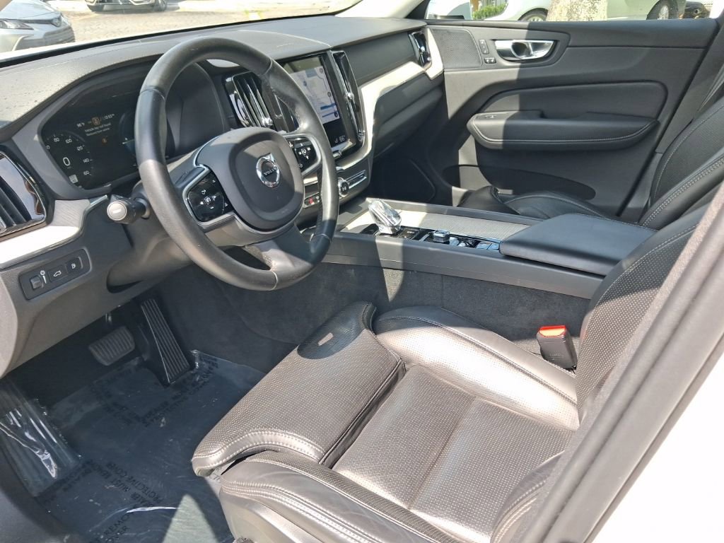 Used 2021 Volvo XC60 T8 Inscription w/ Advanced Package AWD/4WD image 13