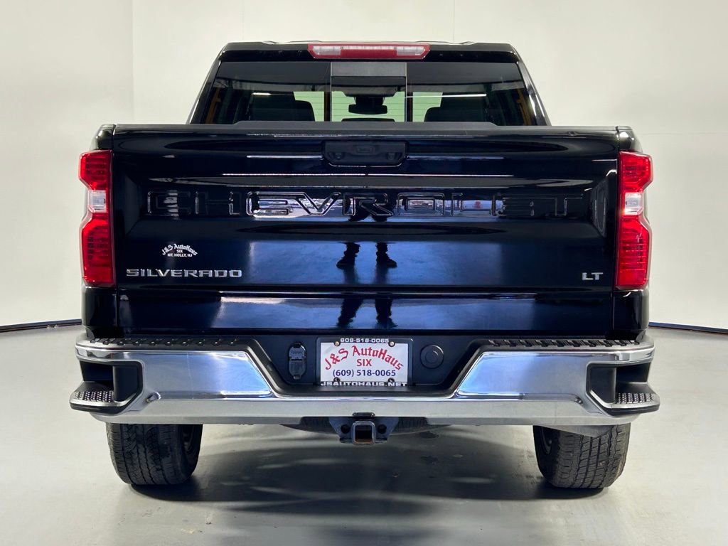 Used 2024 Chevrolet Silverado 1500 LT w/ Leather Package image 6