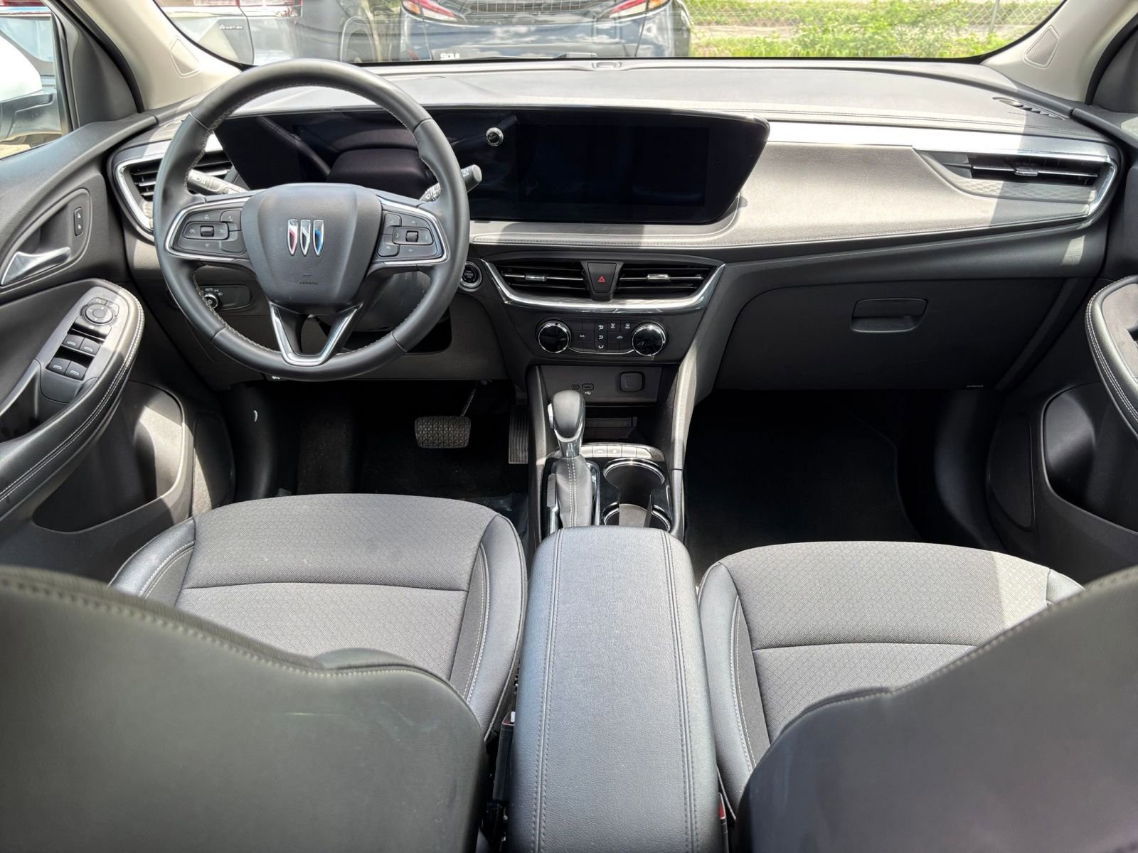 Used 2025 Buick Encore GX Preferred FWD image 40