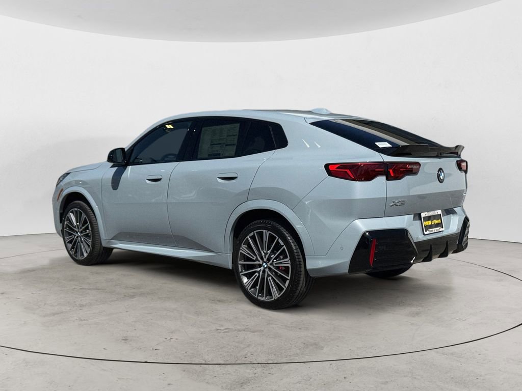 Used 2025 BMW X2 xDrive28i w/ Premium Package AWD/4WD image 5