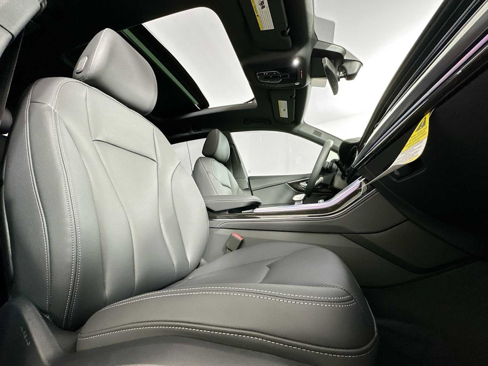 New 2025 Audi Q8 Premium Plus image 27