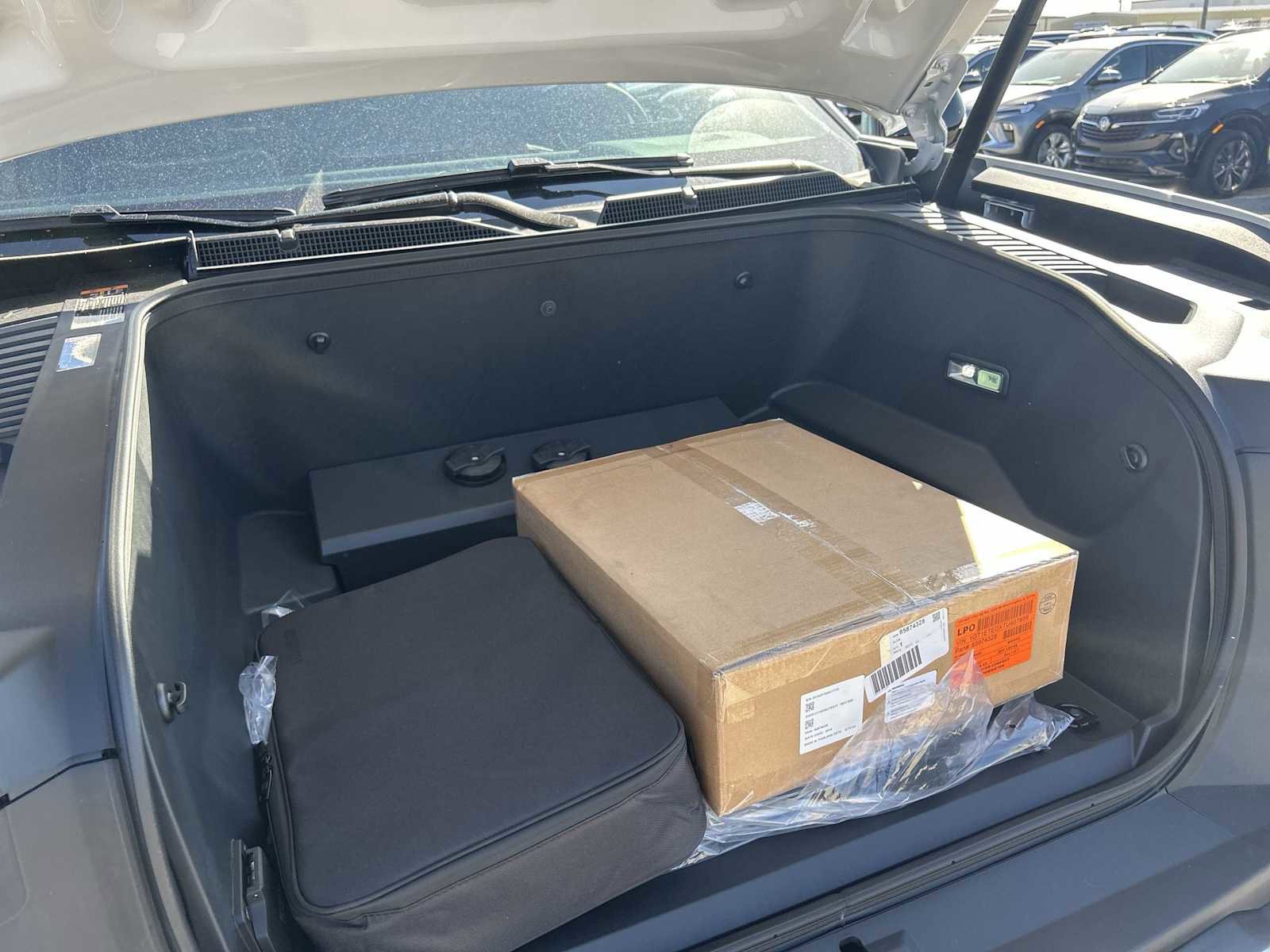 New 2026 GMC Sierra EV Elevation w/ Premium Package image 32