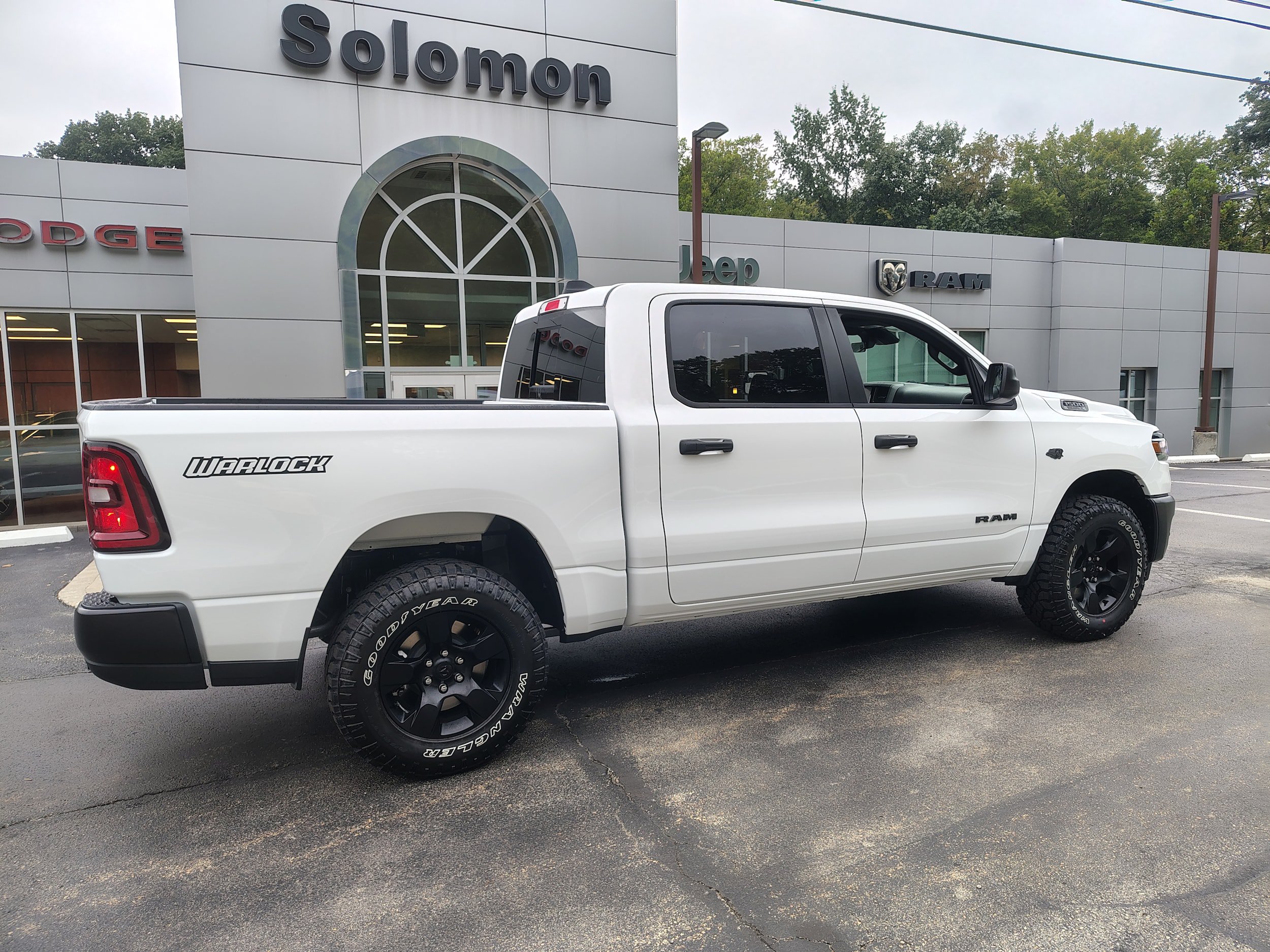 New 2027 RAM 1500 Warlock AWD/4WD image 11
