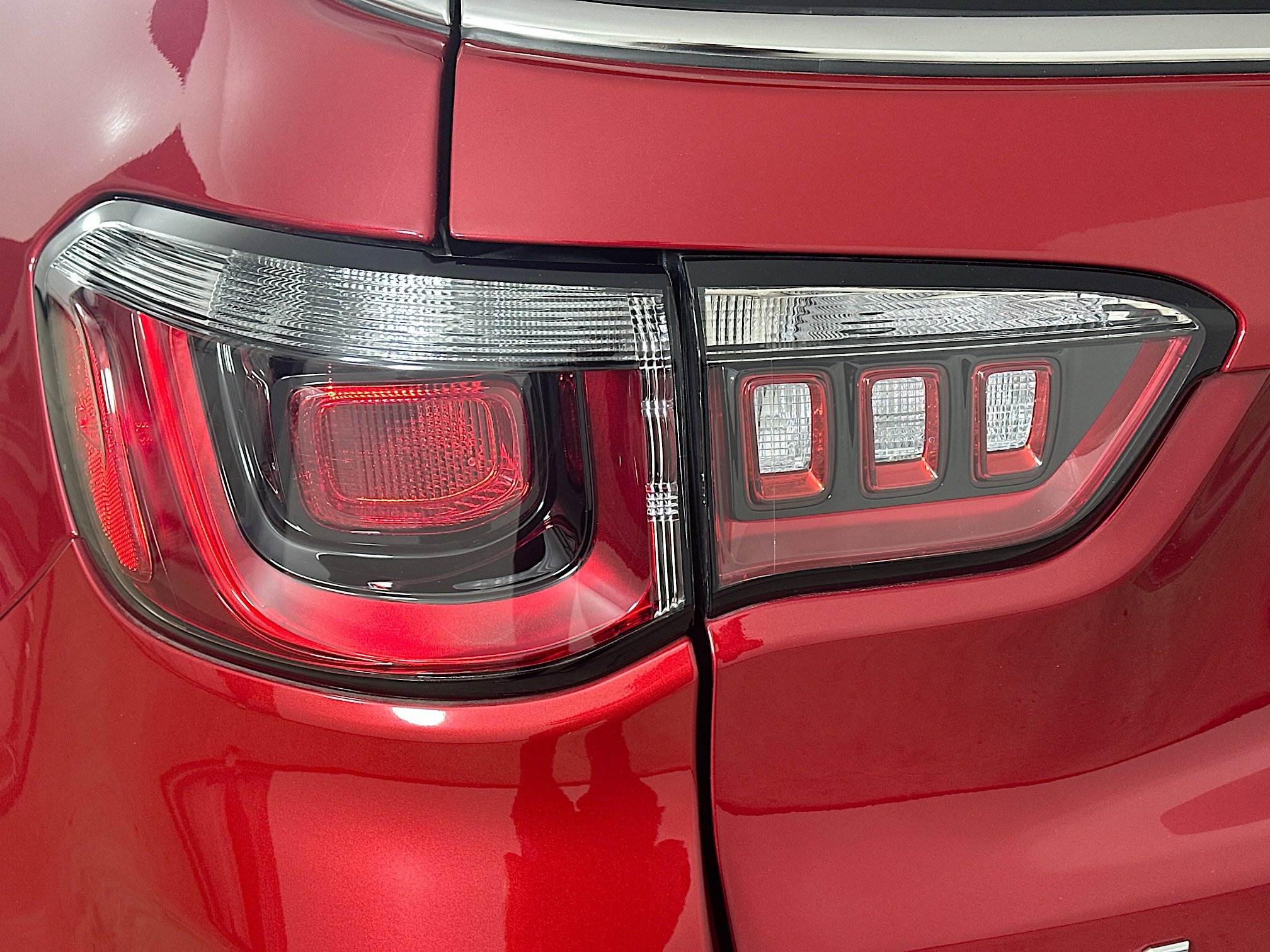 Certified 2025 Jeep Compass Sport image 39