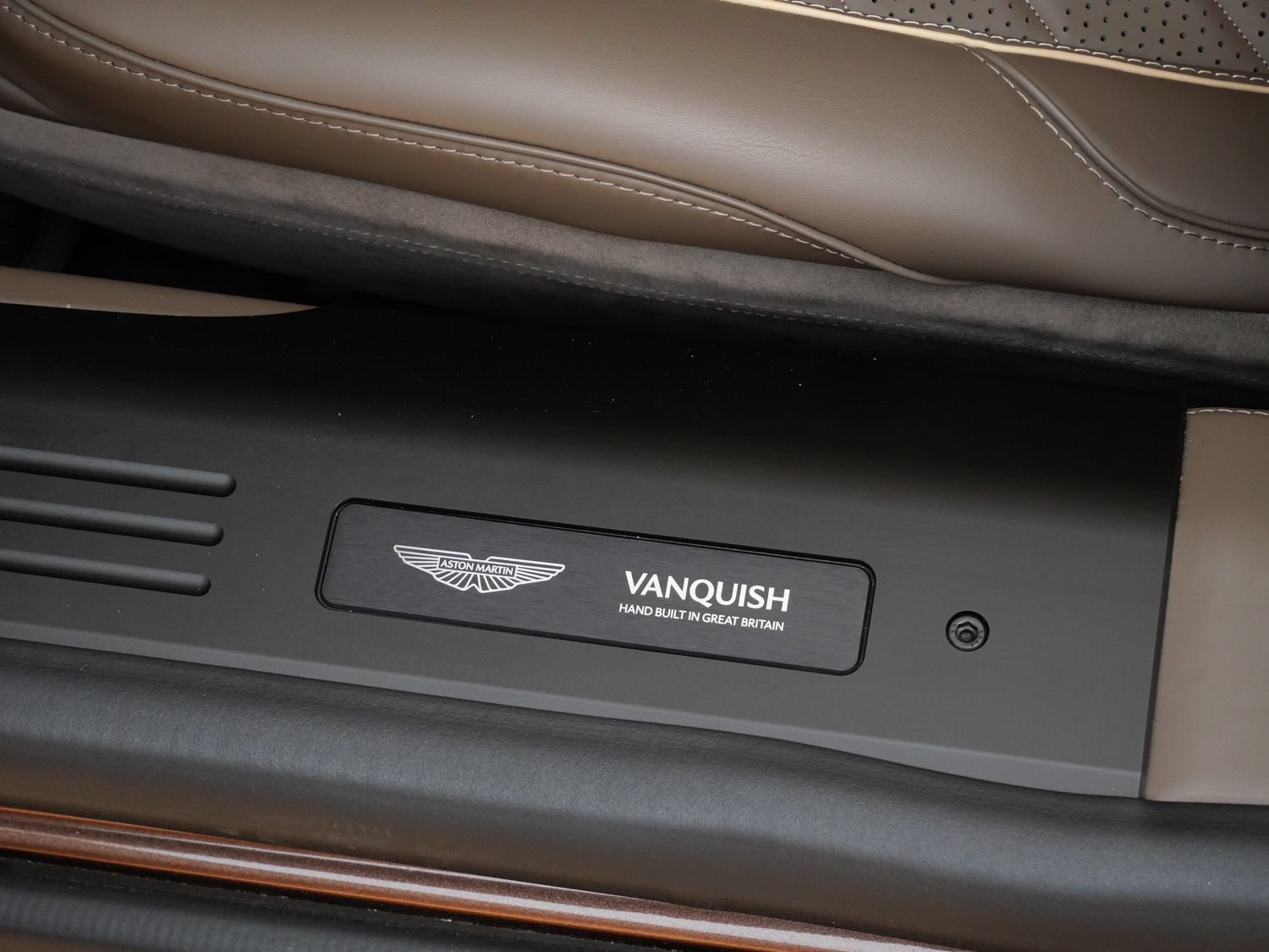 New 2026 Aston Martin Vanquish Convertible RWD image 26